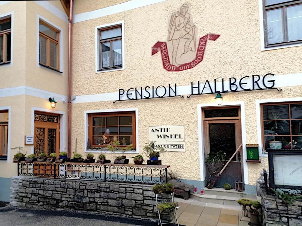 Pension Hallberg Χάλστατ Εξωτερικό φωτογραφία
